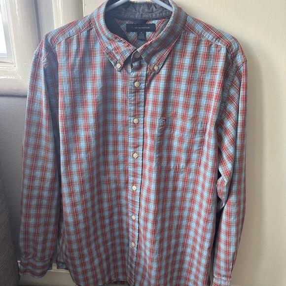 Tommy Hilfiger Red and Blue Casual Button Down Shirt size XL - Picture 2 of 7